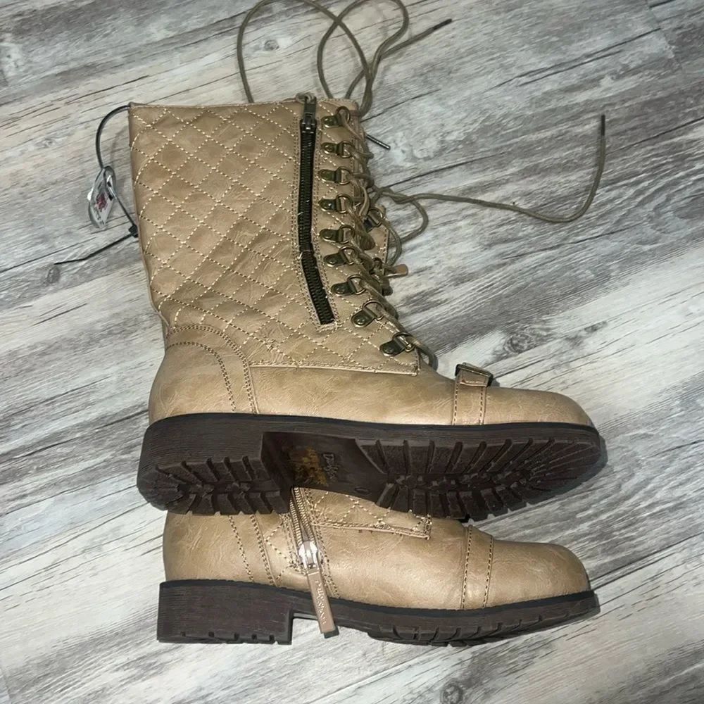 Daily shoes 